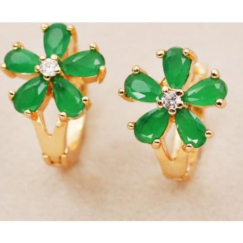 Fashion Jewelry Women Hoop Earrings Summer Vocation Style Flower Earrings Korean Bohemia Luxury Small Earrings Lady OBS1094