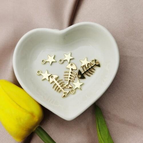 20pcs/pack Golden Color Little Star Fish Bone Alloy Charms Metal Pendant Earring Necklace Floating DIY Fashion Jewelry Making