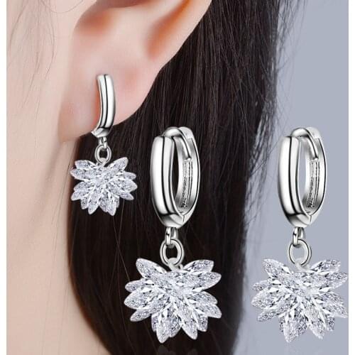 Cute Snow Flower CZ Zircon Crystal Stud Earrings for Women 925 sterling Silver Jewelry High Quality Wedding Party Earring