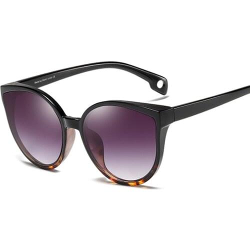 New Fashion Brand Designer Cat Eye Sunglasses Women Black Gradient Sun Glasses Outdoor Big Frame Oculos De Sol Feminino UV400