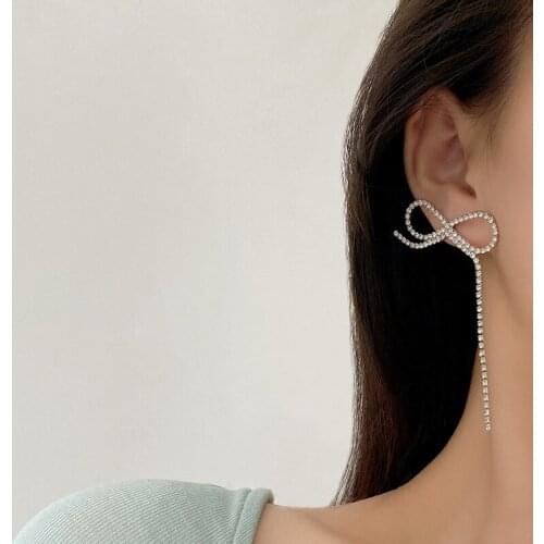 Showfay Dangle Earrings