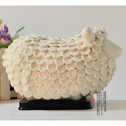 Hail auspicious sheep Jingdezhen ceramic crafts fashion home decorations furnishings gifts to share
