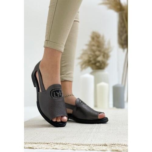 Elexus Low-heeled Shoes