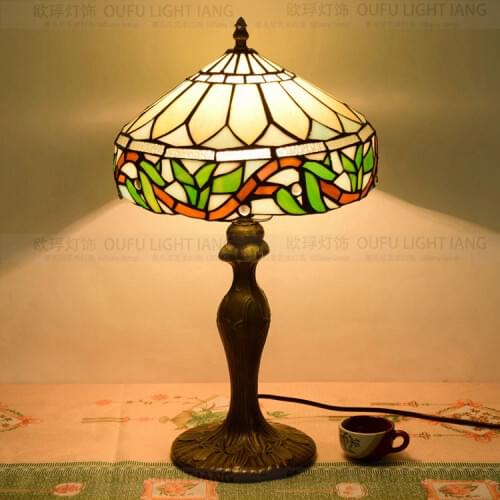 27CM Flesh Country Flowers Tiffany Table Lamp Country Style Stained Glass Lamp for Bedroom Bedside Lamp E27 110-240V