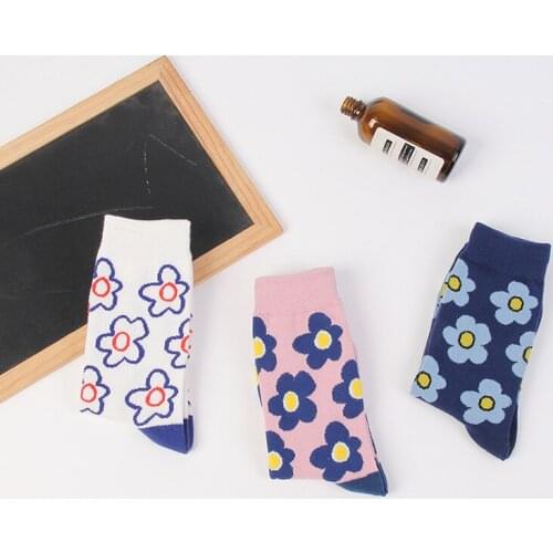 Socks Women Streetwear Cartoon Socks Floral for Girls Harajuku Kawaii Cute Socks Long Cotton Funny Sock pink white Sox Ladies
