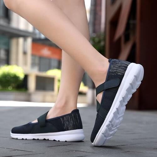 Flying Weave Breathable Big Size 42 Casual Shoes Women Soft Comfortable Sport Mother Sneakers Ladies Lightweight Jogging Shoes