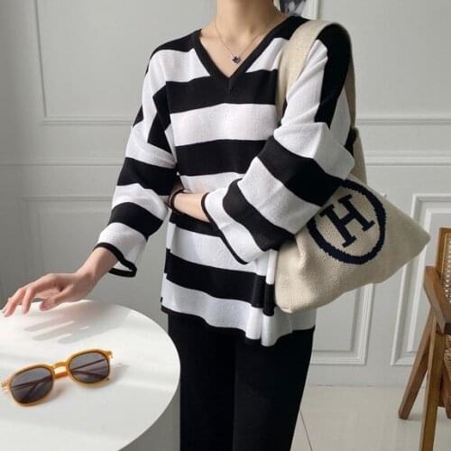 New Knitted Two Piece Set Women Striped V-neck Pullover Tops + Wide Leg Pants Womens Suit Korean Casual Sets Spring Autumn