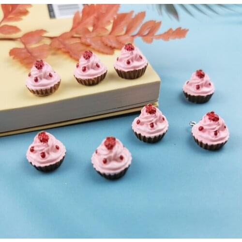 10pcs 3D Strawberry Cake Resin Plastic Pendant Charms Jewelry Finding DIY Earrings Sweet Dessert Charms Phone Case Decoration