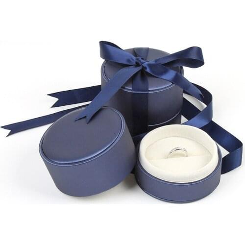 8.2*6.5cm Blue and Goden color PU Round shape Jewelry Box With Bowknot the MOQ Is 300pcs and With any LOGO Of your Low Price