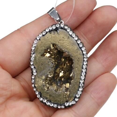 Natural Irregular Shape Crystal Bud Pendant with Diamond Edgefor Jewelry Making DIY Necklace Accessories