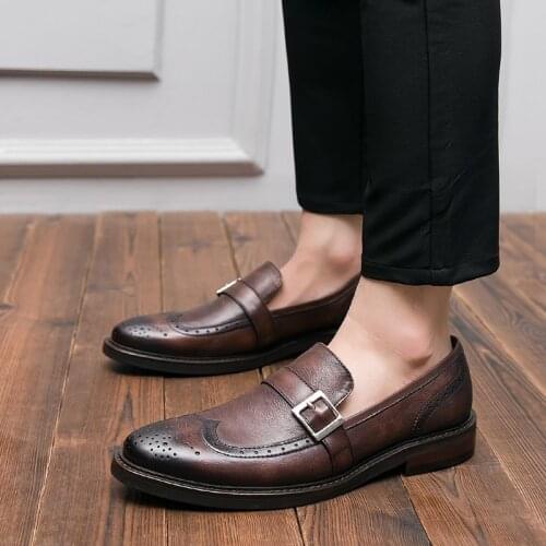 British Bullock Carved Mens Genuine Leather Business Shoes Autumn New Brand Buckle Round Toe Slip On Comfort Male Dress Shoes