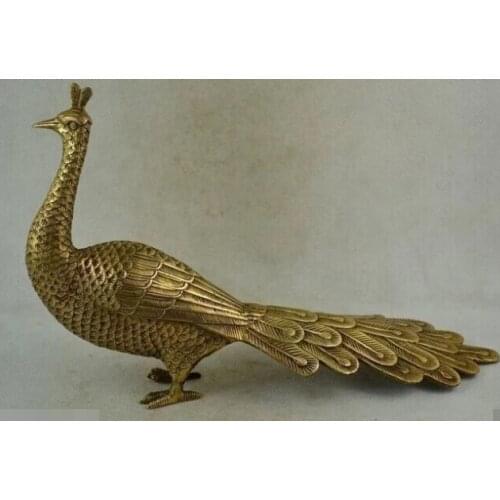 Chinese Old Handwork Copper Carving A Lifelike Peacock Noble Statue decoration bronze factory outlets