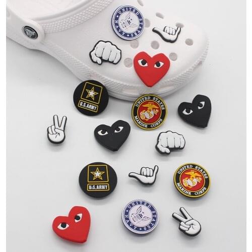 1Pcs Fashion logo Shoe Charms Accessories Black cat Shoe Decorations Cartoon Croc Jibz Popular Ornaments Cosplay Kid Adult Gift