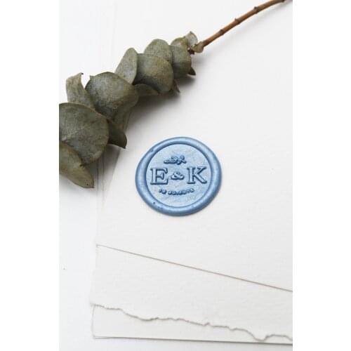Personalized monogram wax seal stamp/Custom wedding seals/wedding invitation seal/custom wedding stamp/wreath with initials