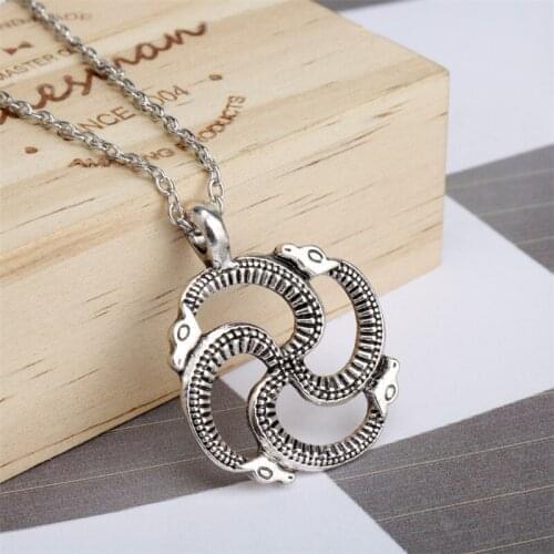 Steampunk Jewelry Four Scroll Snakes Pendants Necklaces Link Chain Necklace Collier