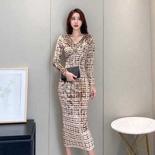 2020 Autumn Women Long Sleeve V Neck Elegant Velvet Dresses Vintage Bandage Plaid Pencil Dress Sexy Party Bodycon Maxi Dresses