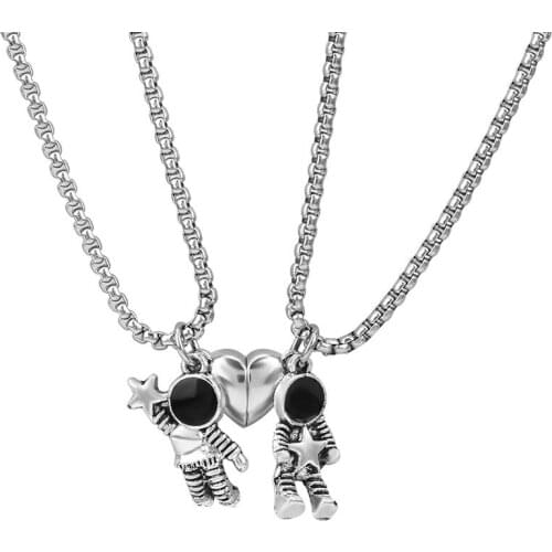 Spaceman Magnetic Attract Heart Pendants Couples lovers Necklace astronaut best Friends Friendship matching Neck Chain women men
