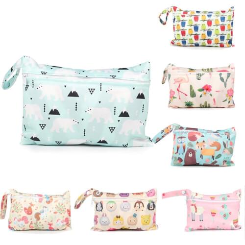 1Pcs Stroller Carry Bag Portable Diaper Bags Wet Dry Nappy Handbag for Travel Reusable Cartoon Printed Baby Nappy Changing