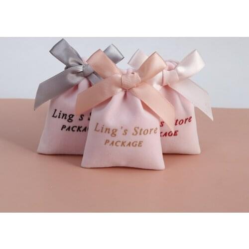 50Pcs Pink Velvet Bag with Ribbon Jewelry Gift Pouch for Wedding Candy Gift Packing Christmas Decoration can Custom Logo