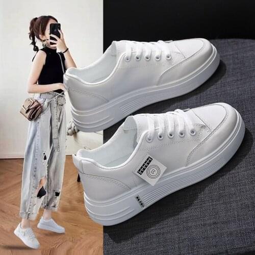 New fashion outdoor leisure sports womens shoes Korean version of all-match breathable flat womens shoes white shoes