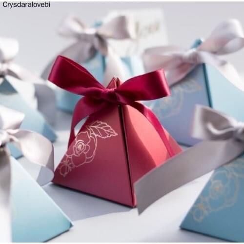 New Triangular Pyramid Candy Box Wedding Rose Paper Gifts Boxes With Card & Ribbon Candy Bags for Guests Chocolate Packaging Box