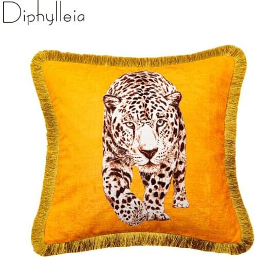 Diphylleia Luxury Cushion Cover American Villa Model Home Decoration Living Room Sofa Bedside Lumbar Pillowcase Orange Leopard
