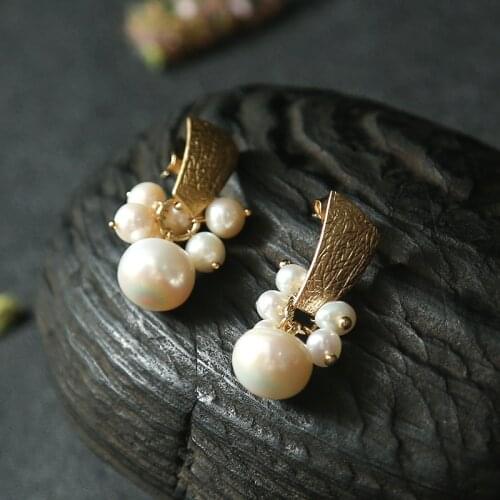 SINZRY Women's Gold Earrings