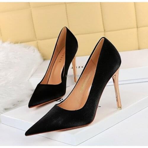 Autumn 2021 Women Shoes Fashion Pointed Toe Pumps Stiletto Heels Sexy Shallow Slip-On Solid Dress Basic Red Size 34-43