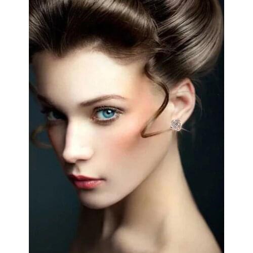 1 Pair Fashion Women Stud Earrings Rhinestone Inlaid Flower Shape Ear Stud Earrings Jewelry Gift New Womans accesories