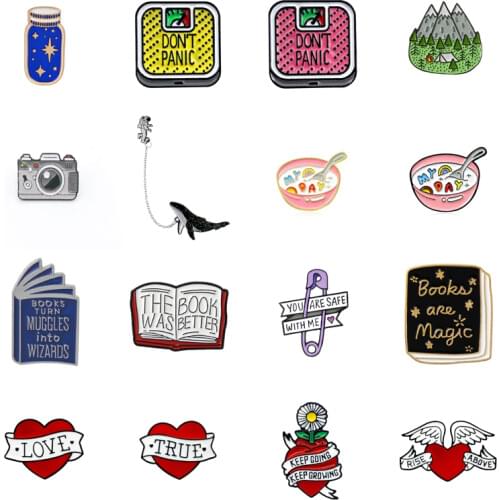 2019 Cartoon enamel brooch camera collection reading magic book button badge pin for friends jewelry bag accessories trinket