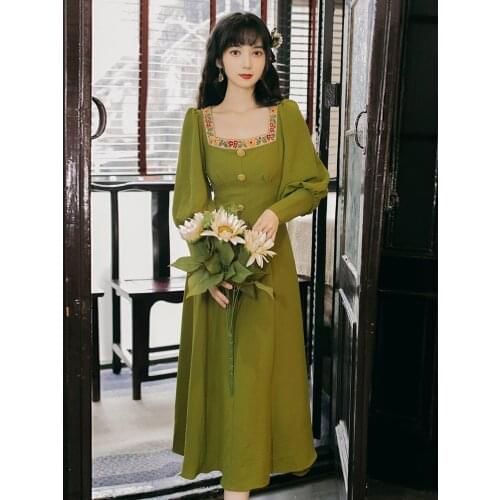 The Summer New Womens Dress French Retro Temperament Small Public Square Collar Long Sleeve Dress Embroidered In The Long Dress