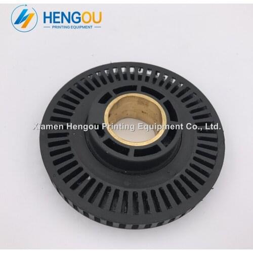 4 PCS free shipping offset 93.526.353F 93.256.353F 93.015.353F Black slowdown suction wheel for CD102 machine size 90x25mm