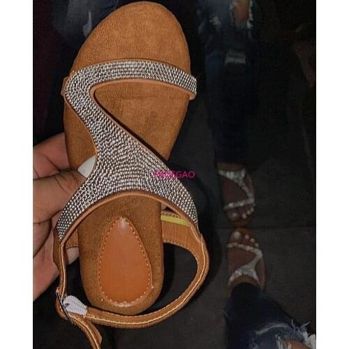 Travel Leisure Slip Spring/summer New 2020 Women Outdoor Slippers Z-type Rhinestone Fashion Female Beach Flat Buckle Sandals Ms