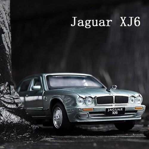 1:32 Jaguar XJ6 Car Model Alloy Car Die-cast Toy Car Model Sound and Light Childrens Toy Collectibles Free Shipping