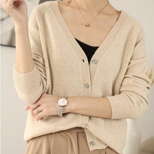 Spring and autumn series ladies V-neck cardigan cashmere sweater long sleeve knitted loose soft coat wool sweater Single-breaste
