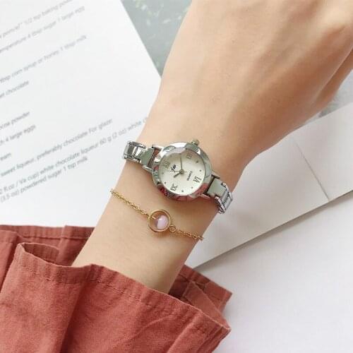 Gold Silver Stainless Steel Women Vogue Watches Qualities Leadies Bracelet Wristwatches Nice Simple Woman Quartz Clock Hours