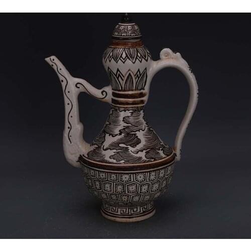 Song Dynasty Jizhou Kiln Hand-painted Large Sea Water Porcelain Pot