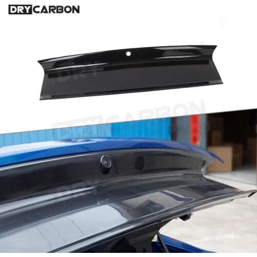 Dry Carbon Trunk Doors