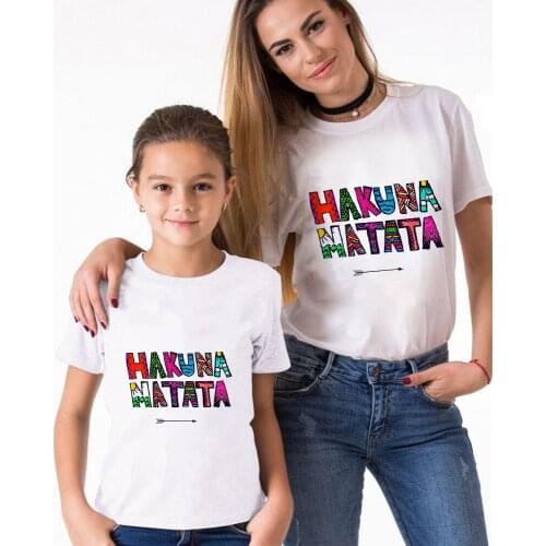Hakuna Matata Matching Family Clothes Summer Short Sleeve Loose White O-neck Family Outfits Simba Printed Mother Father Kids Tee
