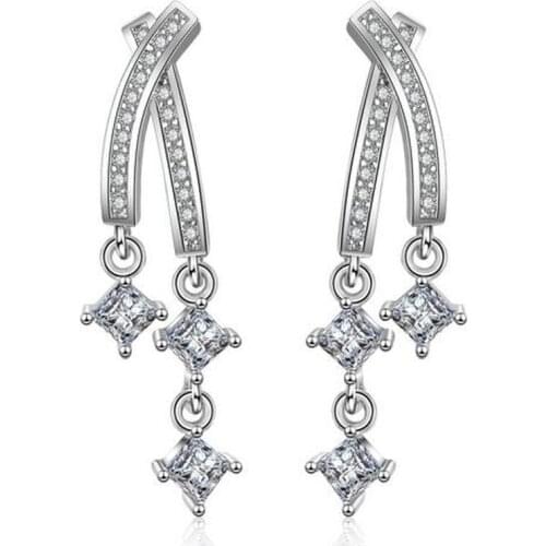 YIWANG Korean Fashion Jewelry Personality Temperament Crystal Tassel Earrings Bridal Earrings Female Long Earrings Oorbellen