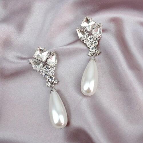 Crystal Drop Shape Imitation Pearl Drop Earrings 2020 Fashion Cute Classic Teardrop Long Earrings Women Party Jewelry