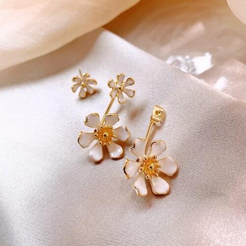 Korean Girl Earrings 2020 New Fashion Spring And Summer Petals, A Pair Of Wear Combination Personality Super Fairy Earrings