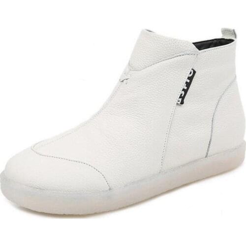 2020 New Top Soft Cowhide Autumn Winter Boots Black White Ankle Boots Large Size Soft Comfortable Shoes Warm Boots Women Boots