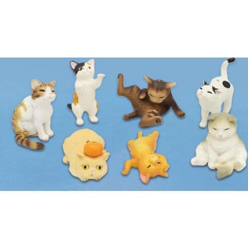 Collectible Creative Cat Resin Ornament Kids Gift Mini Cat Ornament Exquisite Detail for Decoration