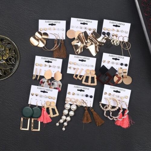 AINAMEISI Women's Gold Earrings