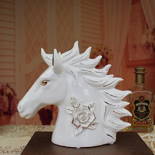 Vatican St. Enoch high-end home jade porcelain gilt pottery horse ornaments fashion jewelry at home SF99307