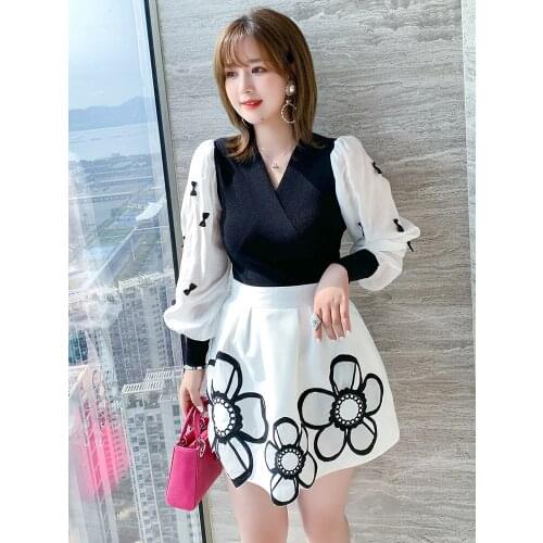 High quality Flower embroidered long skirt with high legs 2021 summer new pattern