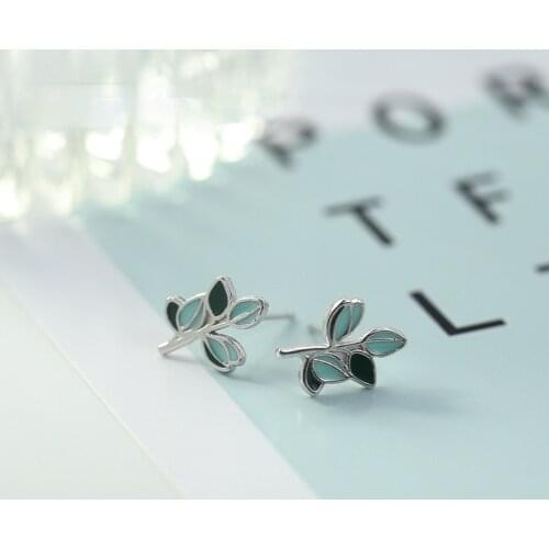 2021 Korean Fashion fresh women Green Glaze tree Leaves Stud Earrings For Women Anti allergy earring Daily wear party jewelry
