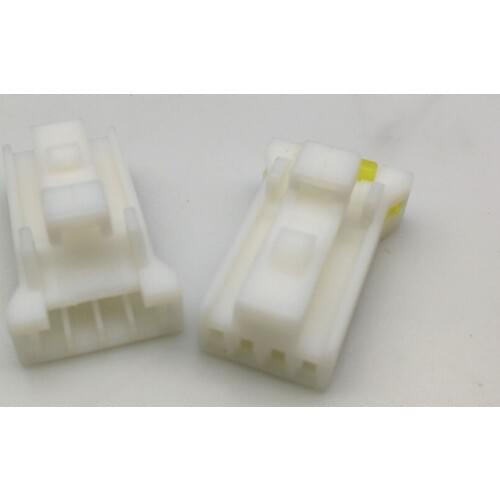 Free shipping 20pcs/lot 4 Pin Female automotive electrical connector big amount in stock MG610366 with clips MG630369-3