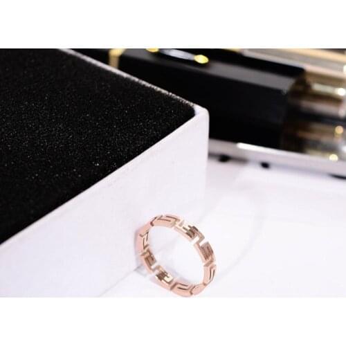 Hot Sell Chinese Great Wall Ring Classic Style Gold Color Luxury Women Fashion Stainless Steel Jewelry